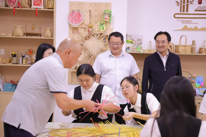 c75c3395-f1a2-4caa-9ea4-c73090bdfc57