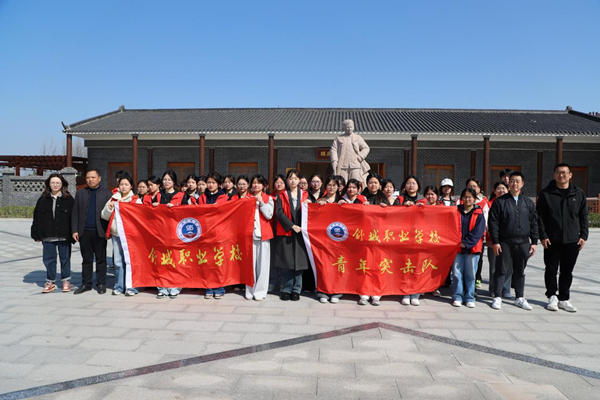 43a91f52fb2fa19237a120ed8368e700